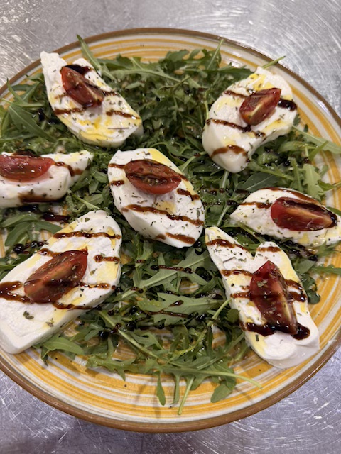 Ensalada Caprese de Burrata
